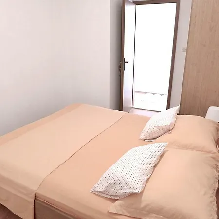 Tia Maria Apartment Bol