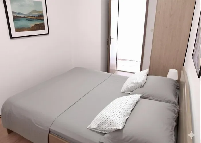 Castil Apartment
